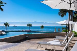 Zantamar 704C, facing the sea