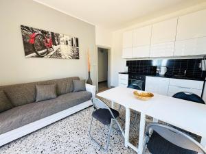 APPARTAMENTO IRIDE TOP FLOOR amazing lake view