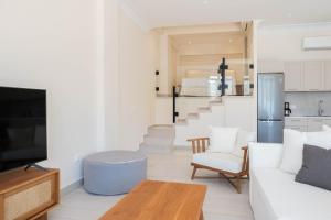 EARTH VILLA Poros