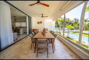 Luxury Penthouse with Private Pool Playa Bonita