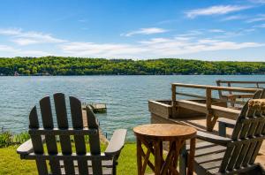 Conesus Lakefront Dock Modern Amenities