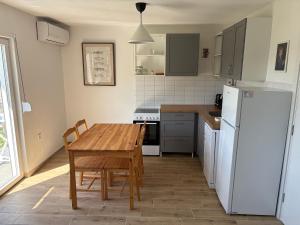 Deskos sea house in Sutomore I floor