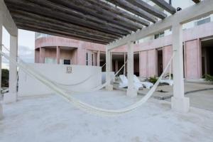 Oceanfront Condo with Pool and Views Telchac | Depto B52