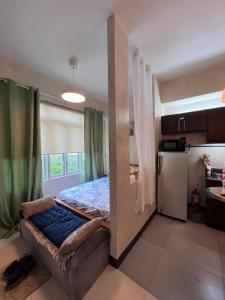 Work Stay Suite with Garden Access near Venice Grand Canal and BGC