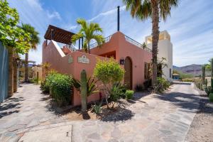 Welcome to Casa Rincón Mágico, your cozy one-bedroom escape