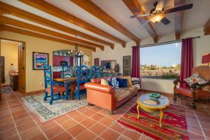 Wonderful views agua viva Lto Bay near tennis and pickleball courts