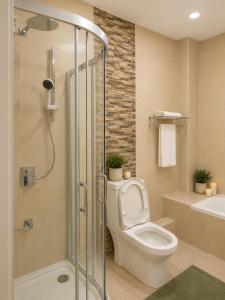 Stylish apartments Opp GTC and walking distance to Sarit and Movenpick Hotel