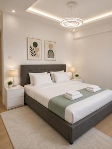 Stylish apartments Opp GTC and walking distance to Sarit and Movenpick Hotel