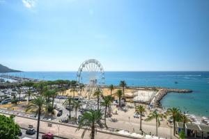 LE SUN appartement central piscine toit terrasse