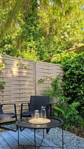 NEST Sopot, Garden Apartment with Bathtub, Apartament z ogródkiem i wanną