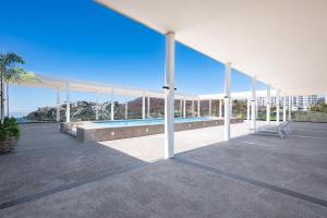 Zantamar right on the beach 408B