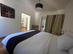 2 BDR Apartment with nice Terrace and Parking