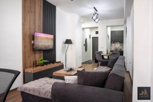 M2 Apartments