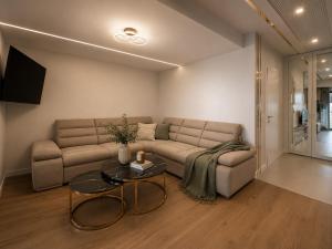 Golden Trio Apartment