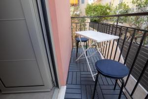 Cozy Apartment near metro Dafni