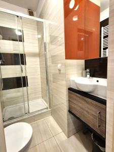 Heart of Kazimierz 3 Bed, 2 Bath & Balcony