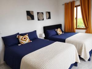 Villa para grupos con Jacuzzi climatizado, piscina y vista a la montaña de Jarabacoa