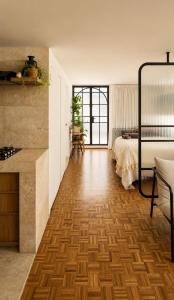 Roma Hideaway
