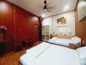 LANTANA Huế Homestay - Phòng Double-Double, Phòng Family - Rm 101