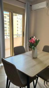 Deni Apartment