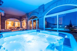 Villa Buenavista Malaga - sea view, private heated pool, spa, 5 bedrooms