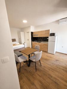 Apartmani Morѐll 1