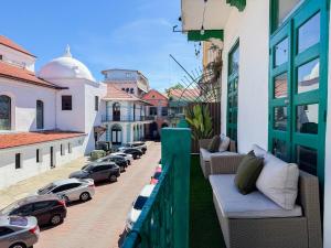 Cathedral View Balcony Historic Casco Viejo