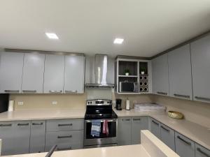 Condo in Herradura, Costa Rica, 10 min from Jaco, CR