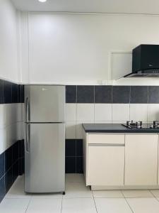 Oak & Ivory Home