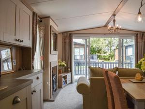 Deer Glade Lodge