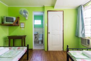 Donsol Aguluz Homestay