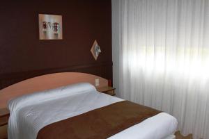 Hotels Hotel Saint-Hubert : Chambre Double Occupation Simple