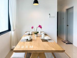3B2B6P Hozem SA DB810 Tropic City Kuching