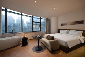 重庆 Zhike·Xing Hotel (Jiefangbei Pedestrian Street Store) 酒店 套房