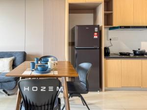1B1B2P Hozem SA C111 Tropic City Kuching