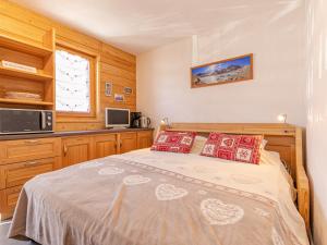 Studio rénové au pied des pistes avec wifi - FR-1-508B-23