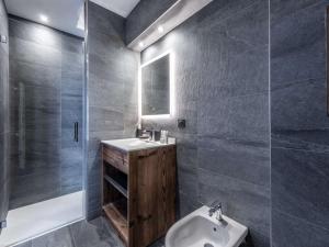 Appartement charme, centre Courchevel - 6 pers. - FR-1-631-255