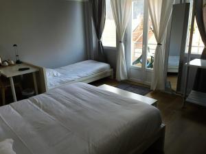 Hotels Cafe de Paris : photos des chambres