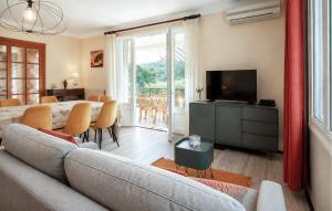 Beautiful Home In Sablet