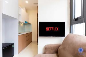 P405-305 LS Furnished Apartment Room, 5-Min to TSN Airport