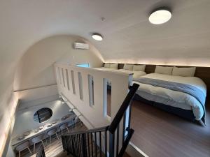 Clio Matoba by b hotel - 10-min Walk to Station Spacious Stay for 8 Guests