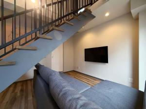 Clio Matoba by b hotel - 10-min Walk to Station Spacious Stay for 8 Guests