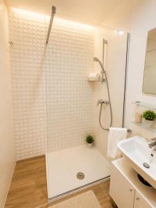 Astra City Apartment City Kvart near BIG Fashion Center