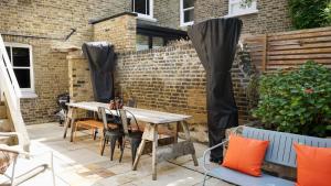 Cozy Victorian 1BDR Garden Flat in Greenwich