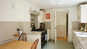 Cozy Victorian 1BDR Garden Flat in Greenwich