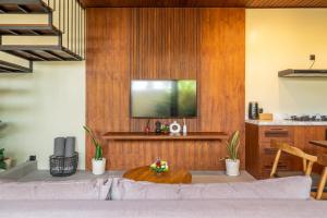 Nala Villa - Peaceful Hideaway with Pool & Yoga Space