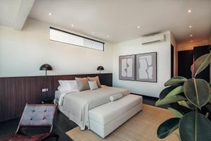 Le Paradis 3 - Luxury 4BR Pool Villa Umalas Canggu