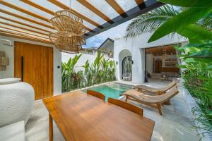 Lunara - 1BR Beautiful Ubud Villa with Pool for Couples