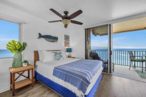 Oceanfront Corner Unit - Amazing Sunsets Tropical Breezes & 2 Oceanfront Lanai