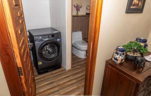 Palm Grove Villa 4BR